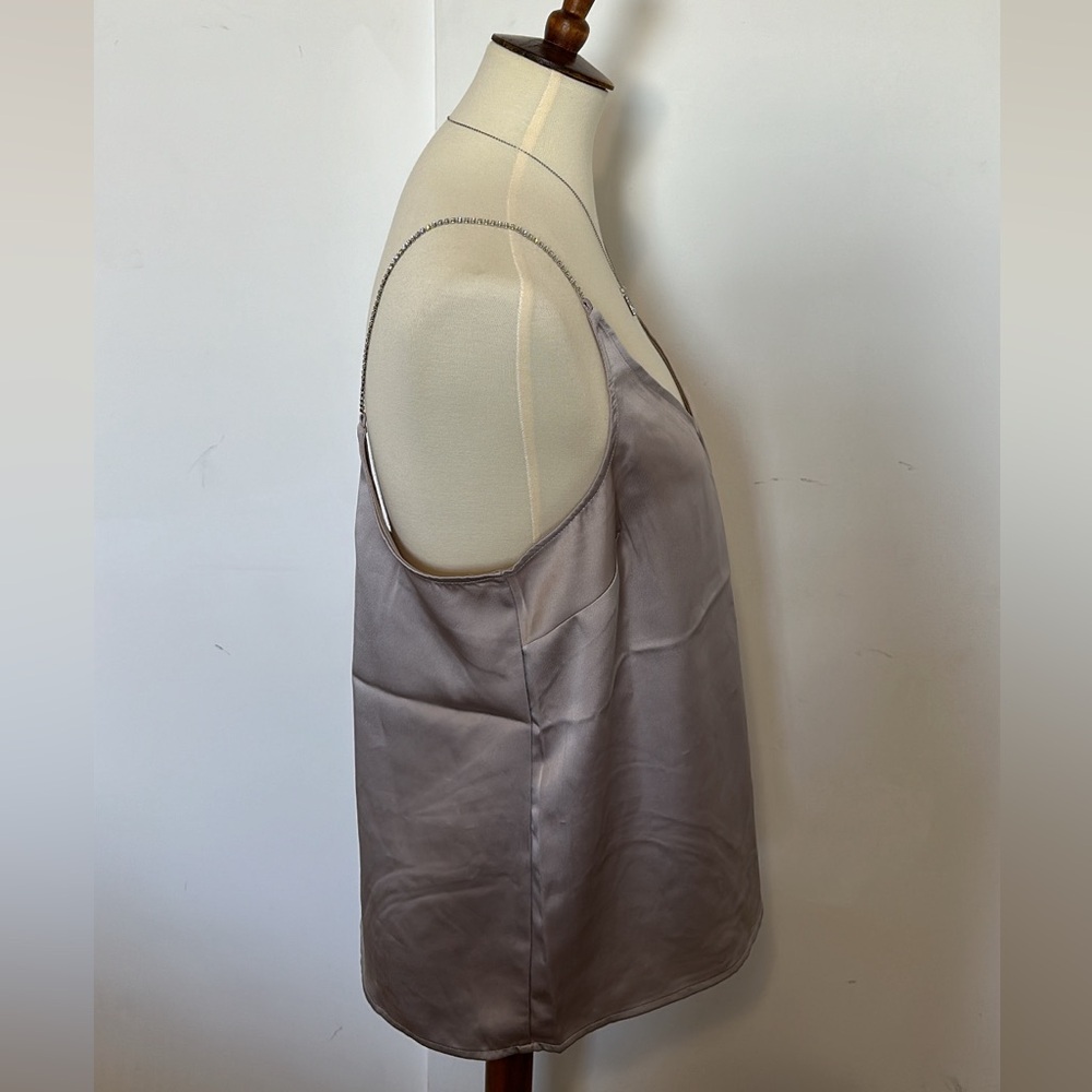 H&M Tank - Picture 2 of 5